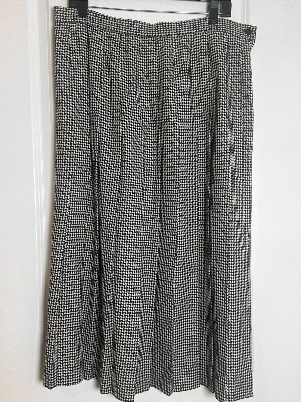 Talbots Houndstooth Midi Skirt in Black & White Size 18 Like New